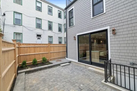 $3,095,000 | 14 Prospect Street, Boston, MA 02129