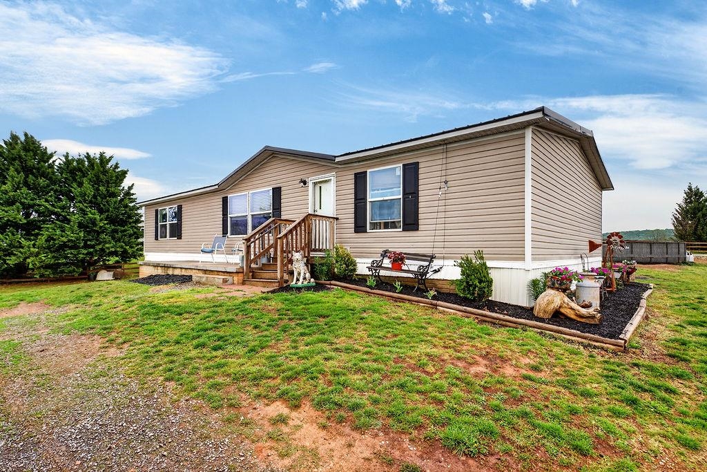 70 Middle Lane Road Grottoes, VA 24441 - Photo 1 of 28