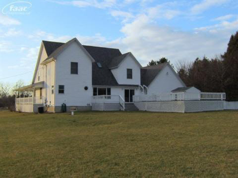 5200 North Gale Road Davison, MI 48423 - Photo 2 of 19 20284352-1.JPG