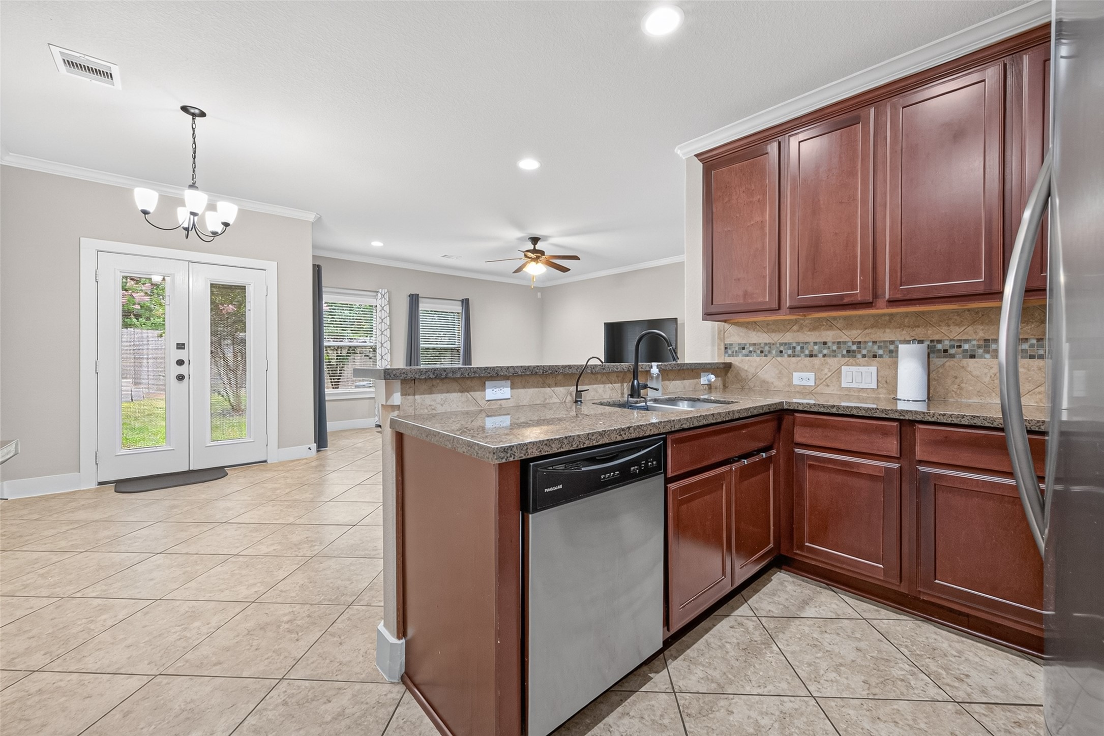 20623 Alfonso Court Spring, TX 77388 - Photo 13 of 34