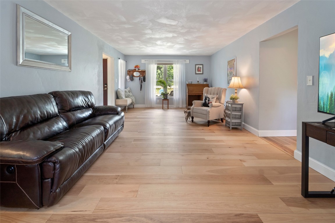 96 Old State Road Binghamton, NY 13901 - Photo 3 of 27 Gallery Image 3