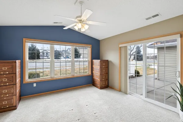 $268,500 | 830 Roundhouse Street, Shakopee, MN 55379