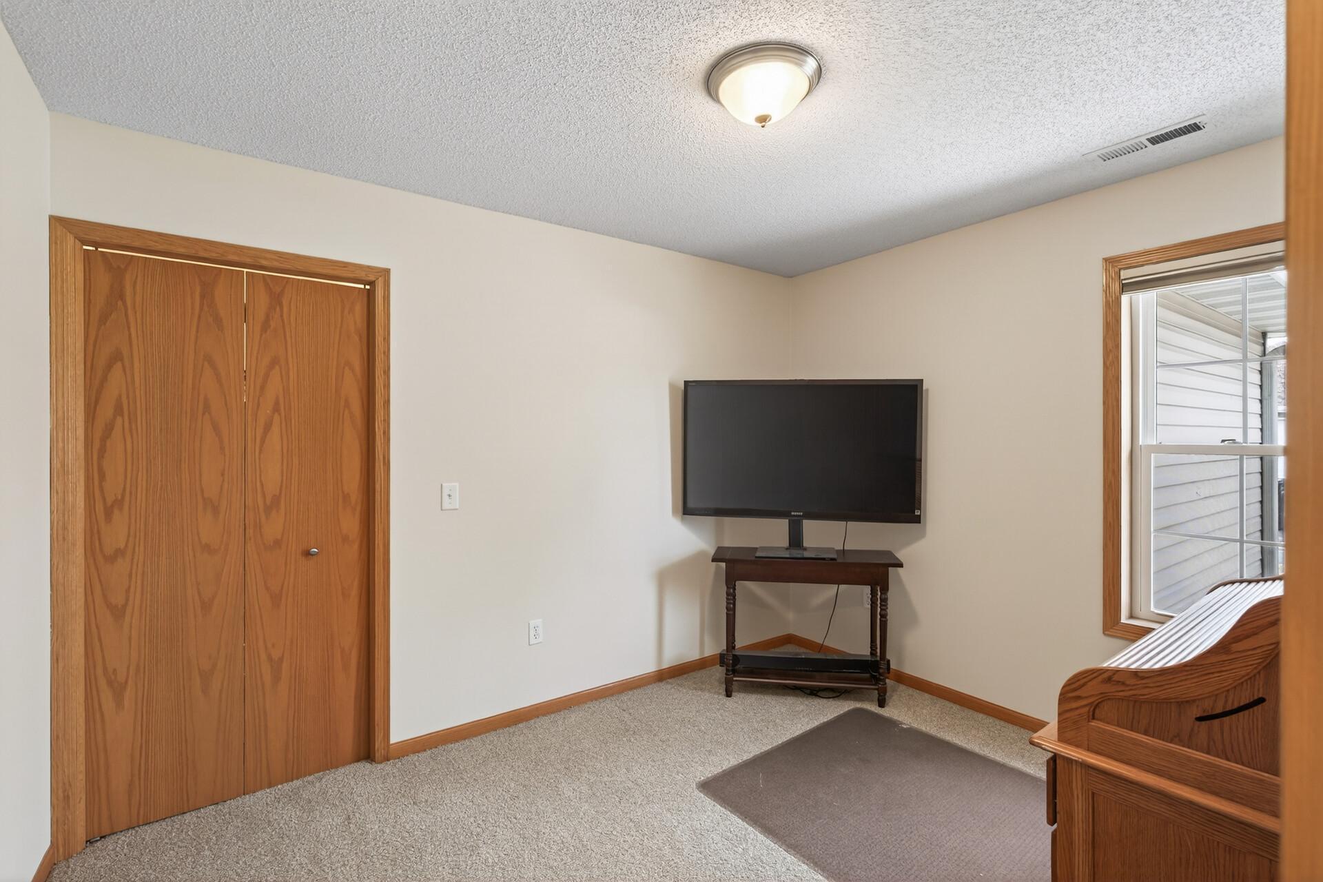 830 Roundhouse Street Shakopee, MN 55379 - Photo 17 of 19