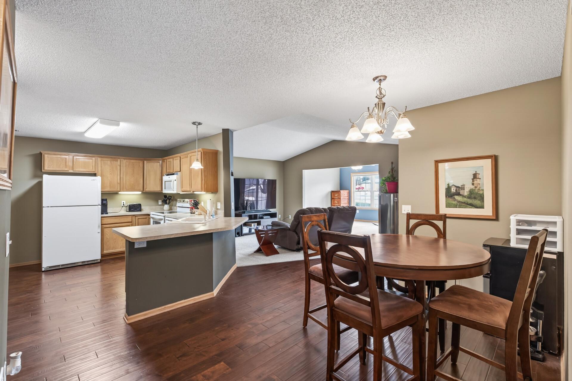830 Roundhouse Street Shakopee, MN 55379 - Photo 3 of 19