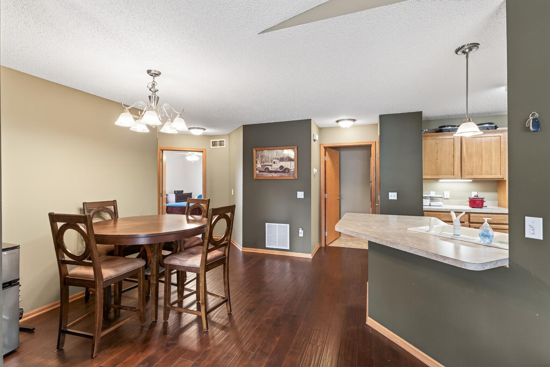 830 Roundhouse Street Shakopee, MN 55379 - Photo 7 of 19