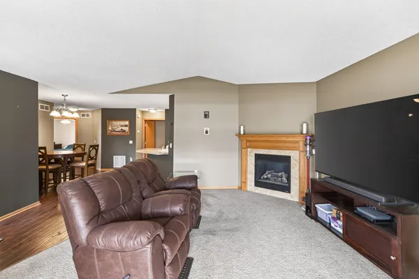 $268,500 | 830 Roundhouse Street, Shakopee, MN 55379