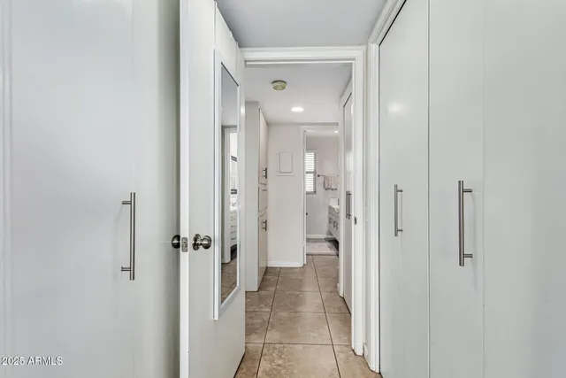 $159,500 | 500 West Clarendon Avenue, Unit F6, Phoenix, AZ 85013