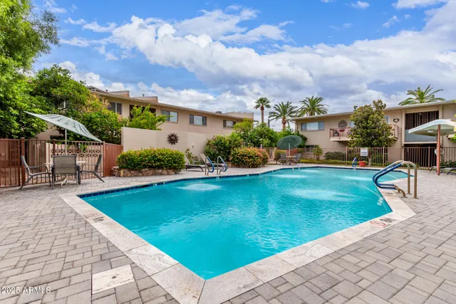 $159,500 | 500 West Clarendon Avenue, Unit F6, Phoenix, AZ 85013