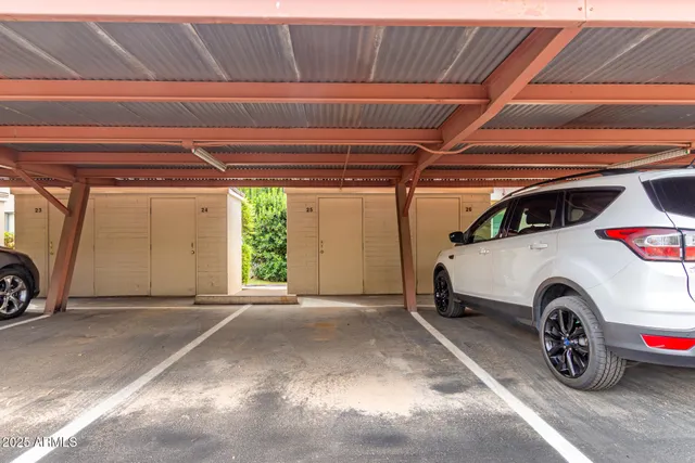 $159,500 | 500 West Clarendon Avenue, Unit F6, Phoenix, AZ 85013