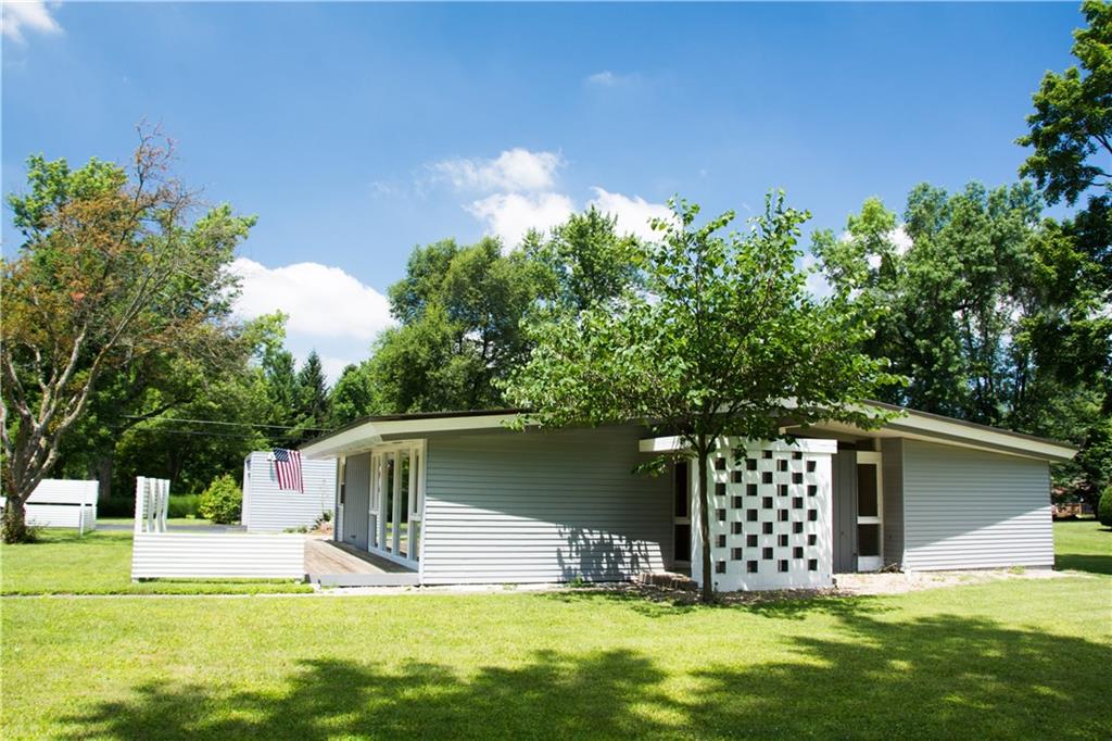 2002 Wilshire Road Indianapolis, IN 46228 - Photo 6 of 47 Gallery Image 6