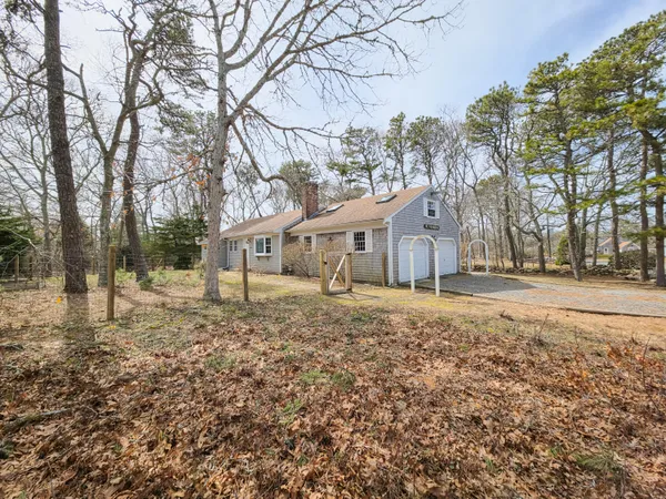 $615,000 | 527 South Orleans Road, Brewster, MA 02631