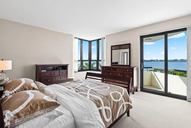 a view of a bathtub in a room