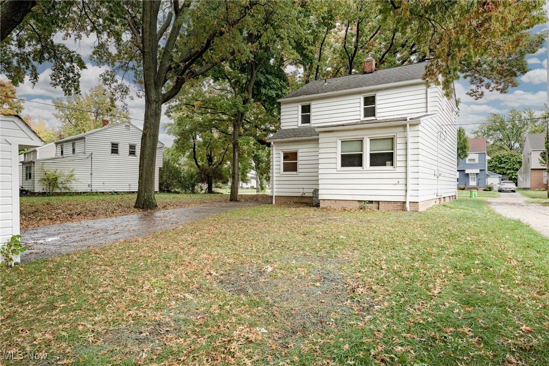 4035 Charlton Road Cleveland, OH 44121 - Photo 31 of 34