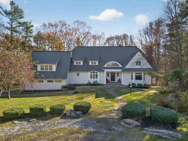 $1,495,000 | 26 Mitchellwood Drive, Falmouth, ME 04105
