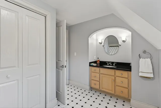 $1,495,000 | 26 Mitchellwood Drive, Falmouth, ME 04105