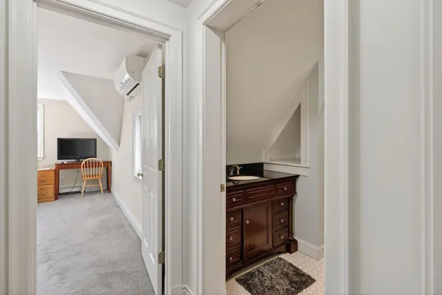 $1,495,000 | 26 Mitchellwood Drive, Falmouth, ME 04105