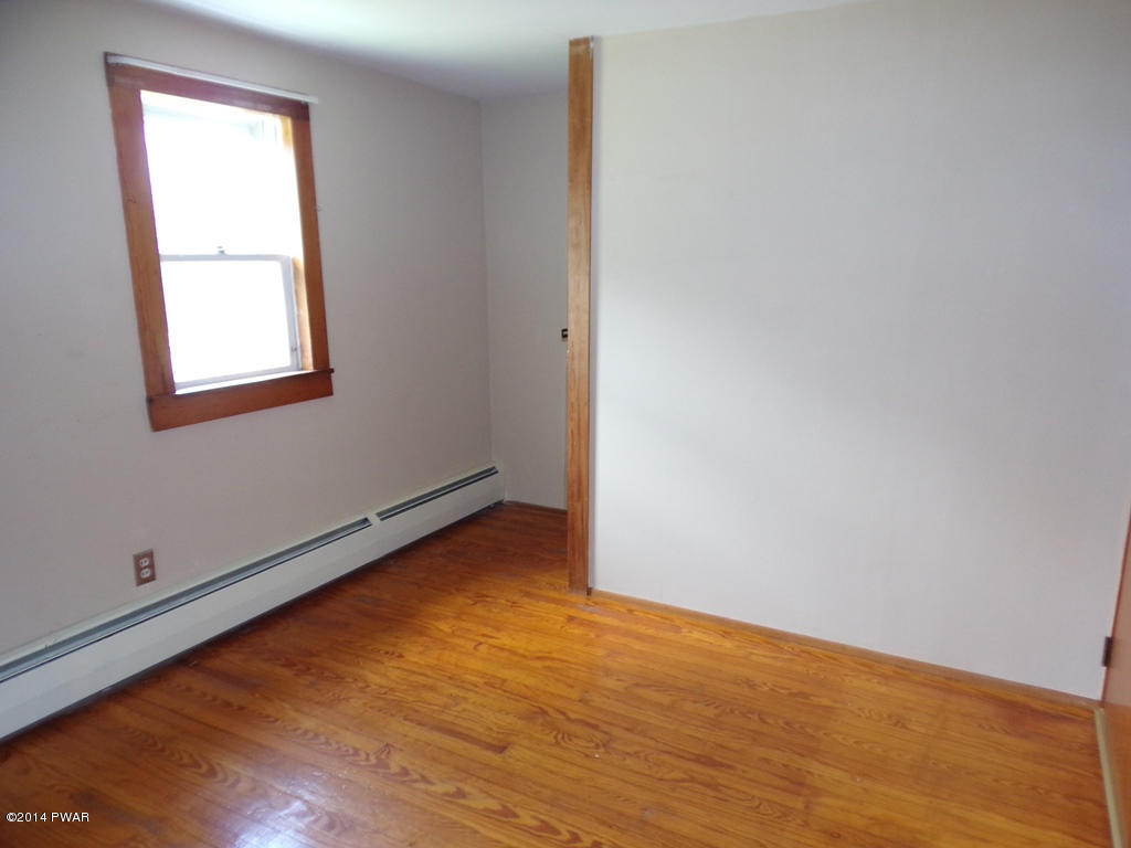 618 Sterling Road Sterling, PA 18463 - Photo 13 of 23
