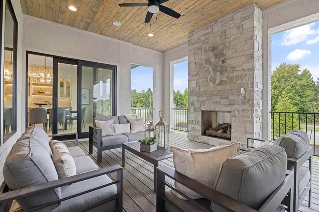 $1,448,872 | 3260 West 133rd Terrace, Leawood, KS 66209