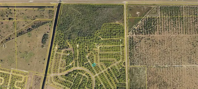 $19,500 | 111 Holland Drive, LaBelle, FL 33935