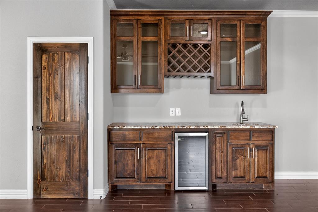 306 Garden Court Springtown, TX 76082 - Photo 34 of 39