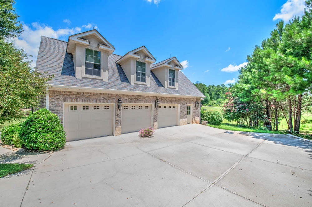 931 Steeplechase Road Aiken, SC 29803 - Photo 42 of 68 3 car garage with man door!