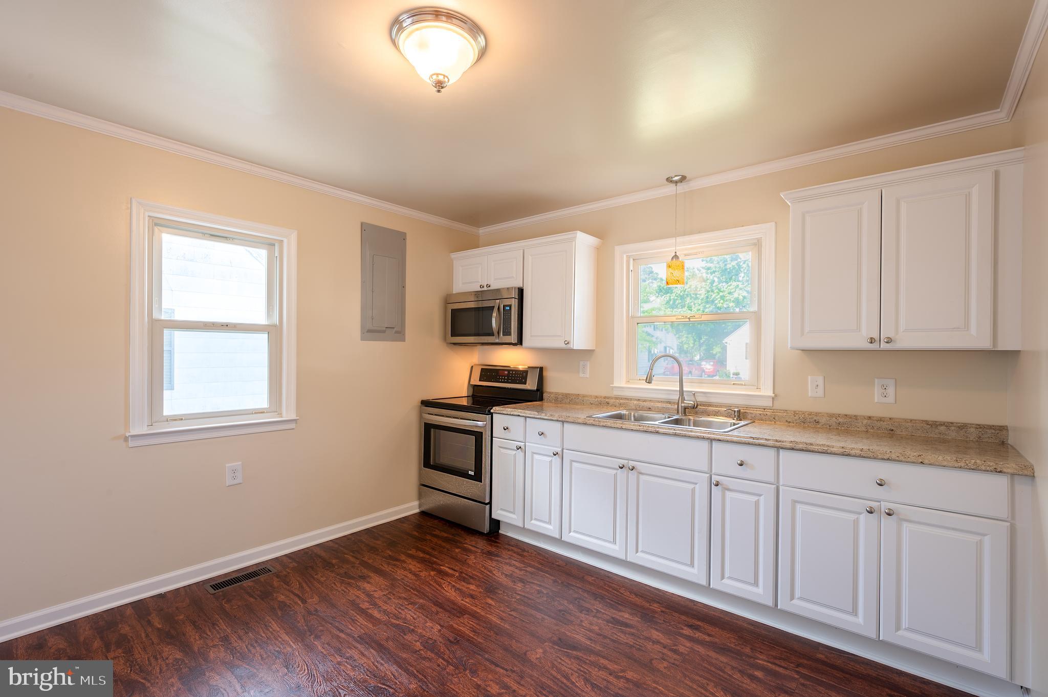 819 E Road Salisbury, MD 21801 - Photo 23 of 38 Kitchen