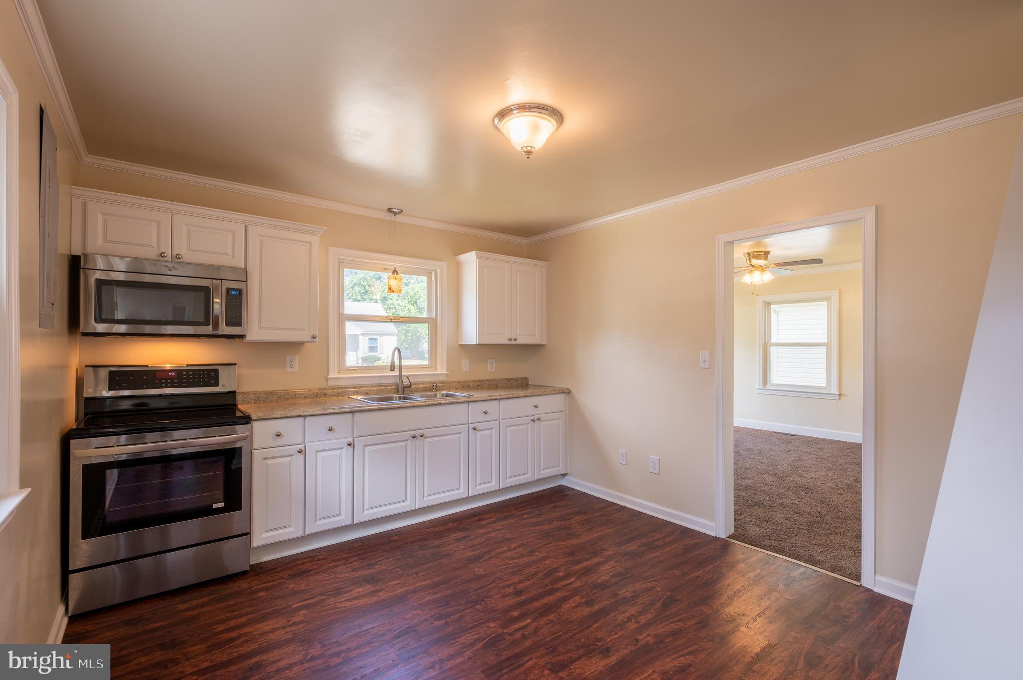819 E Road Salisbury, MD 21801 - Photo 24 of 38 Kitchen