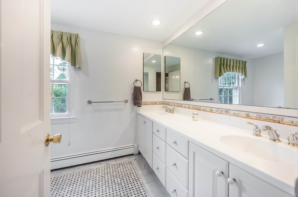8 Sunset Rock Road Andover, MA 01810 - Photo 19 of 36