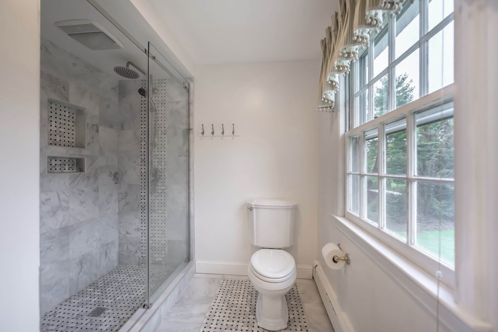8 Sunset Rock Road Andover, MA 01810 - Photo 20 of 36