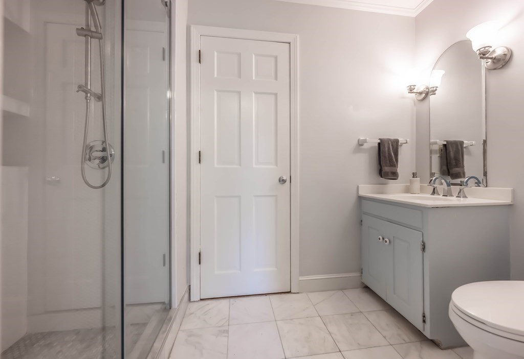 8 Sunset Rock Road Andover, MA 01810 - Photo 27 of 36