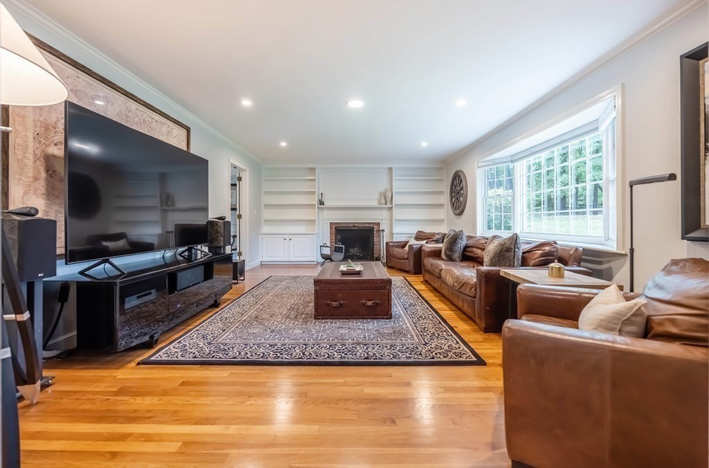 8 Sunset Rock Road Andover, MA 01810 - Photo 9 of 36