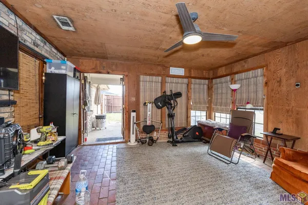 $220,000 | 445 Venzule Drive, Brusly, LA 70719