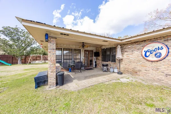 $220,000 | 445 Venzule Drive, Brusly, LA 70719