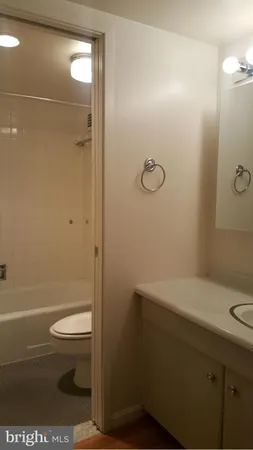 $2,300 | 4515 Willard Avenue, Unit 2008S, Chevy Chase, MD 20815