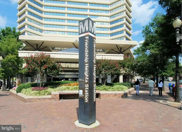 $2,300 | 4515 Willard Avenue, Unit 2008S, Chevy Chase, MD 20815