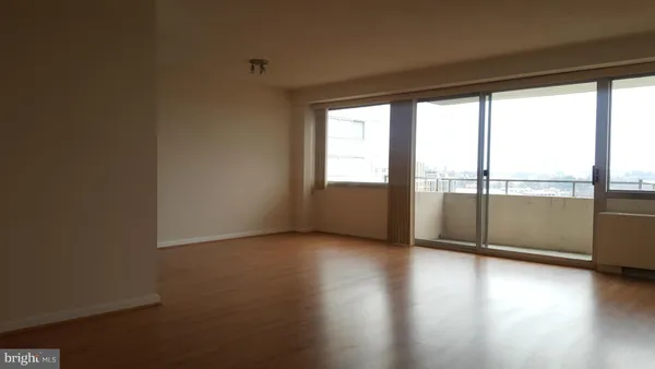 $2,300 | 4515 Willard Avenue, Unit 2008S, Chevy Chase, MD 20815