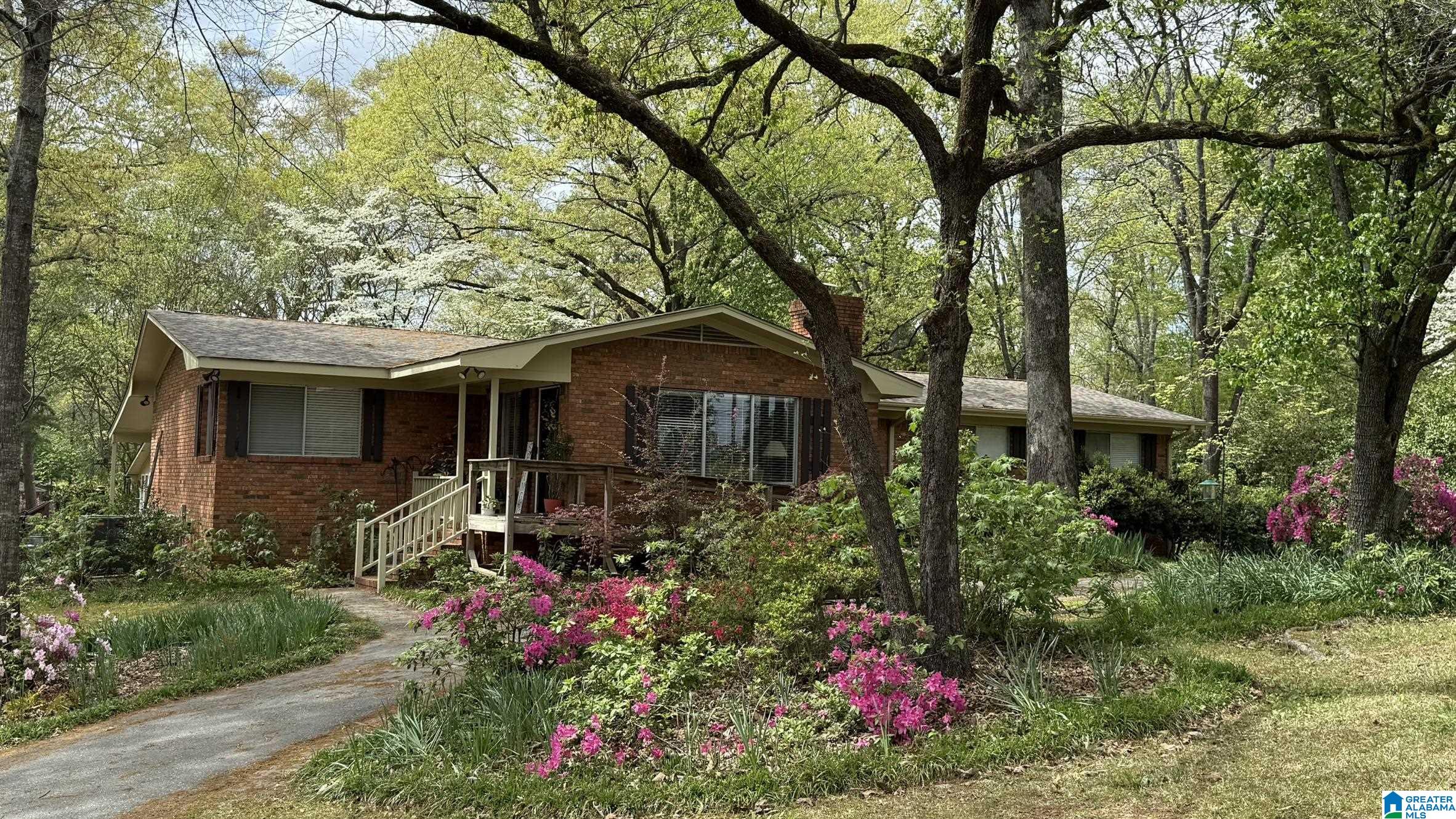 333 10th Street Northwest Alabaster, AL 35007 - Photo 2 of 44