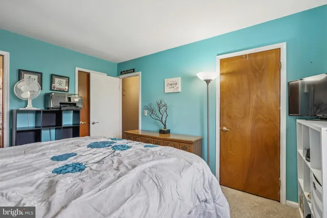 $340,000 | 100 Garden Avenue, Blackwood, NJ 08012