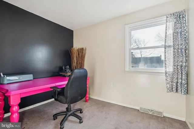 $340,000 | 100 Garden Avenue, Blackwood, NJ 08012