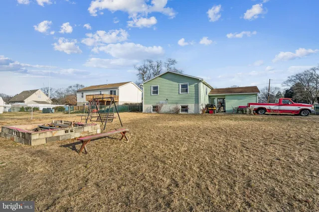 $340,000 | 100 Garden Avenue, Blackwood, NJ 08012