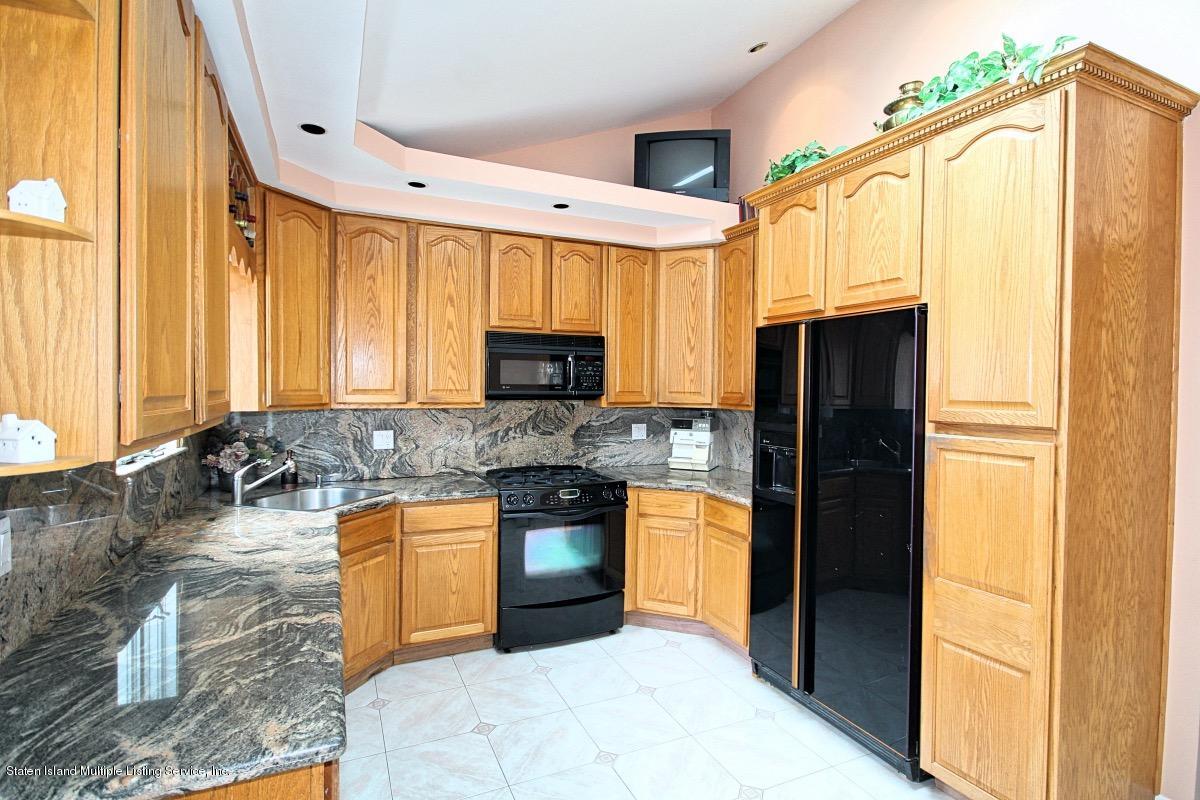 82 Scranton Avenue Staten Island, NY 10312 - Photo 6 of 14 Kitchen