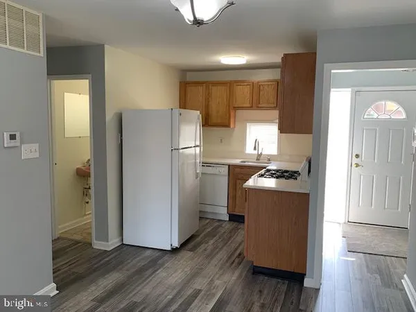 $2,000 | 3004 St Clair Drive, Temple Hills, MD 20748