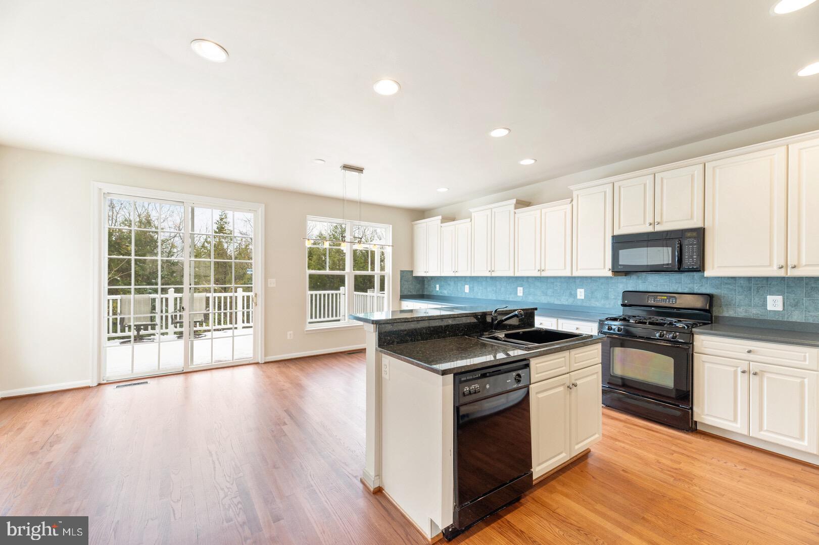 9057 Ribbon Falls Loop Bristow, VA 20136 - Photo 14 of 39 Gallery Image 14