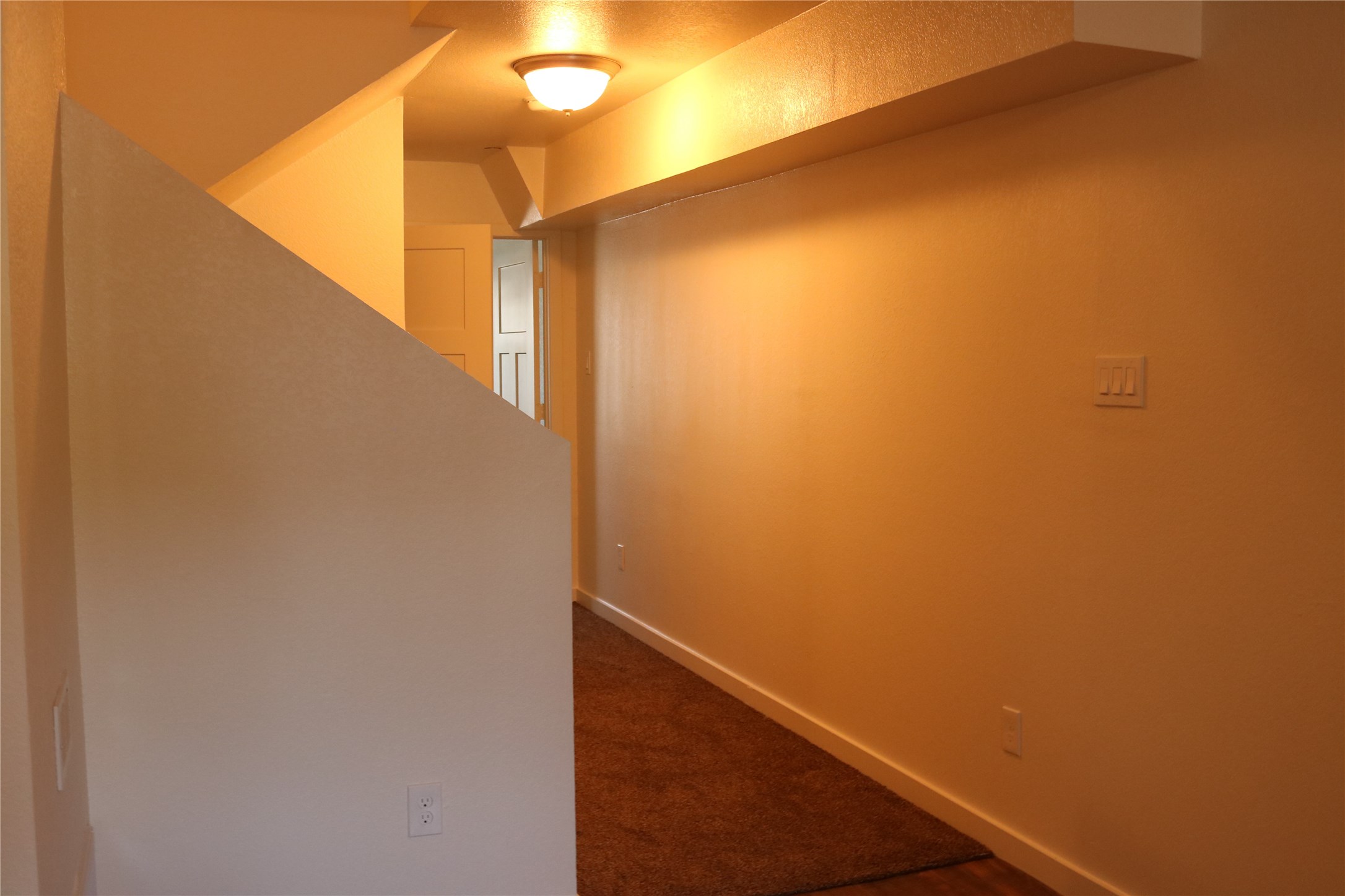 10535 Mills Road, Unit 9C Houston, TX 77070 - Photo 32 of 48 a view of a small space