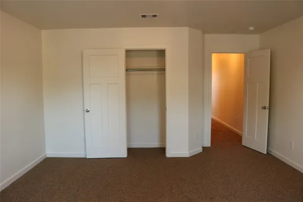 $1,820 | 10535 Mills Road, Unit 9C, Houston, TX 77070