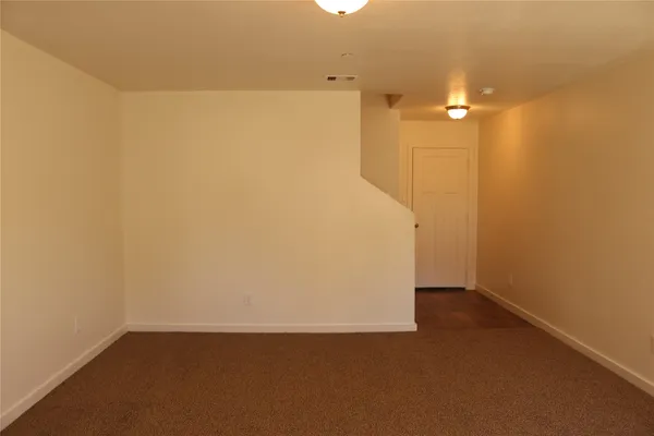 $1,820 | 10535 Mills Road, Unit 9C, Houston, TX 77070