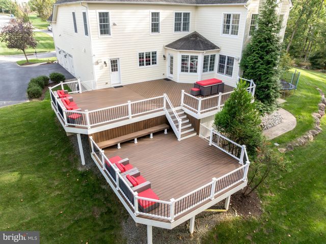 $2,025,000 | 3917 Woodland Drive, Newtown Square, PA 19073