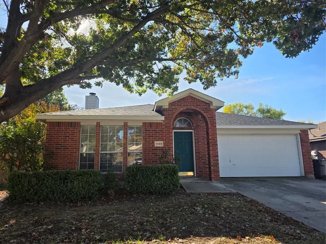 $1,900 | 1148 Lake Bluff Drive, Little Elm, TX 75068