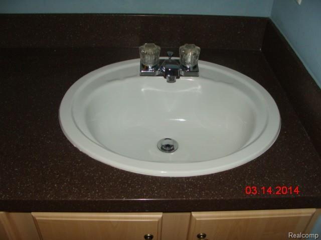 bdrm 1 sink.jpg