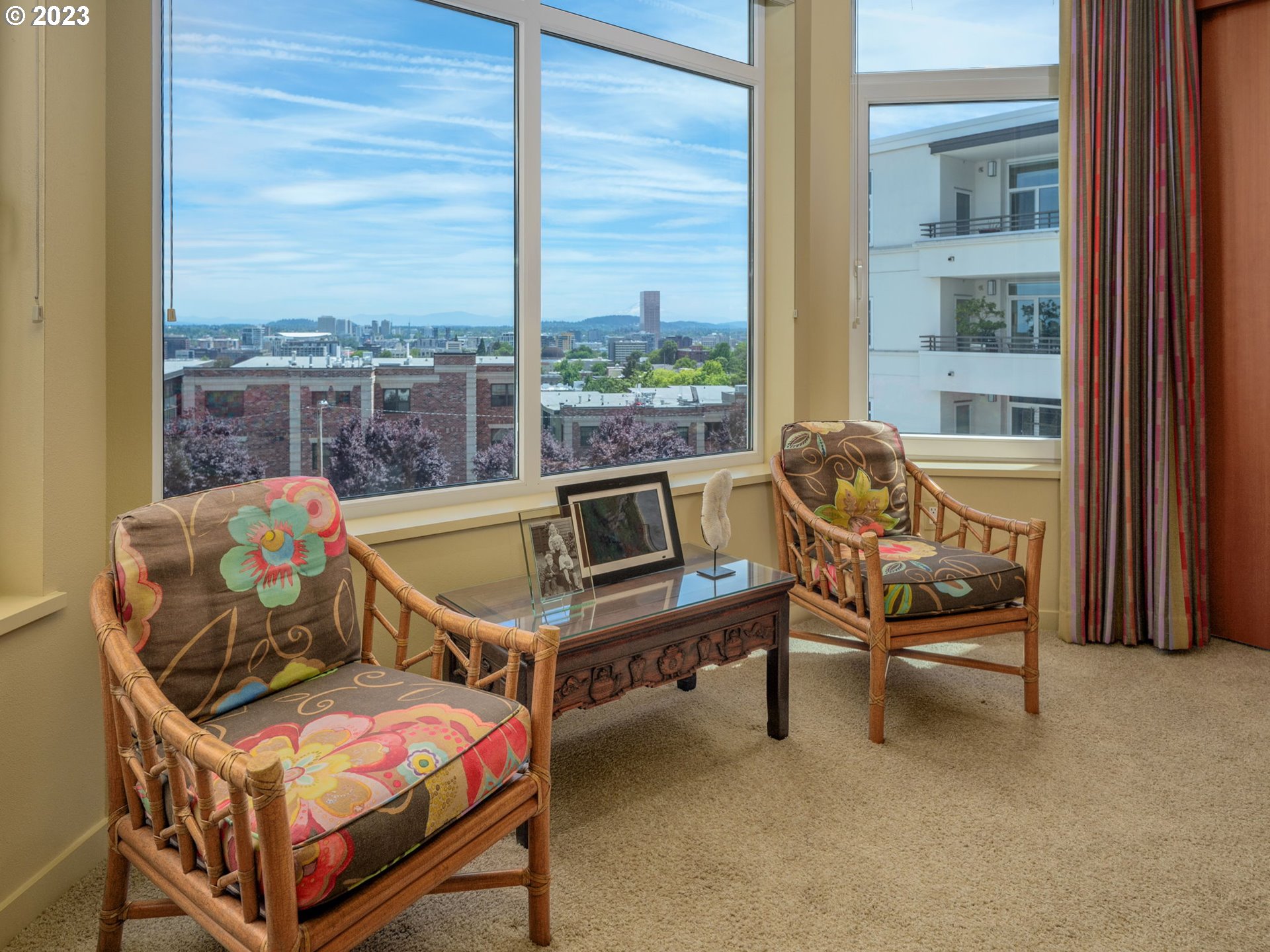 2445 Northwest Westover Road, Unit 411 Portland, OR 97210 - Photo 24 of 38 a outdoor space with furniture